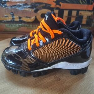 Under Armour Baseball Softball Cleats, Kids Size 10, Unisex, Black Orange, MLB